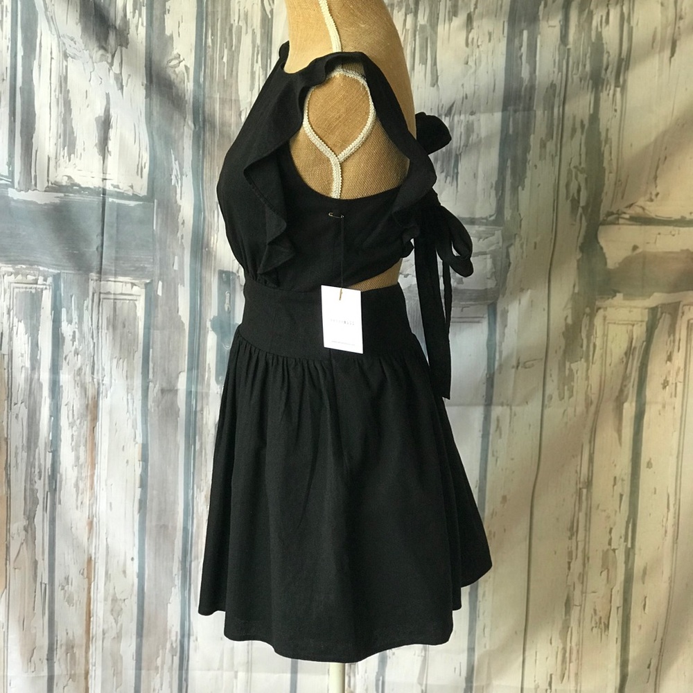 LAST ONE! Lizzie’s back tie dress - Picture 3 of 5